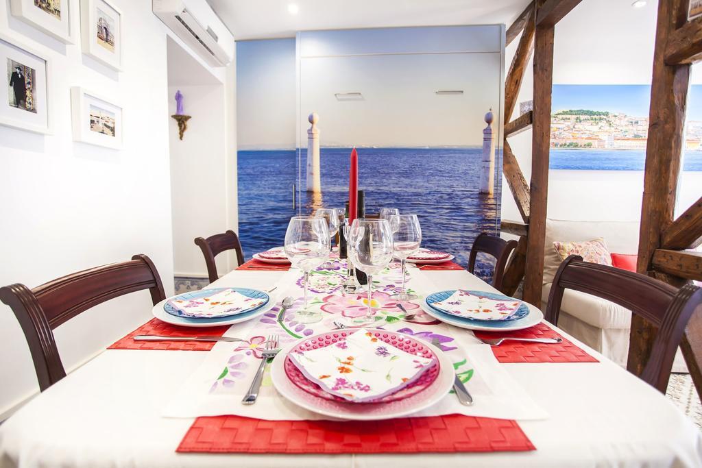 Typical Bairro Alto Apartment Lisboa Εξωτερικό φωτογραφία