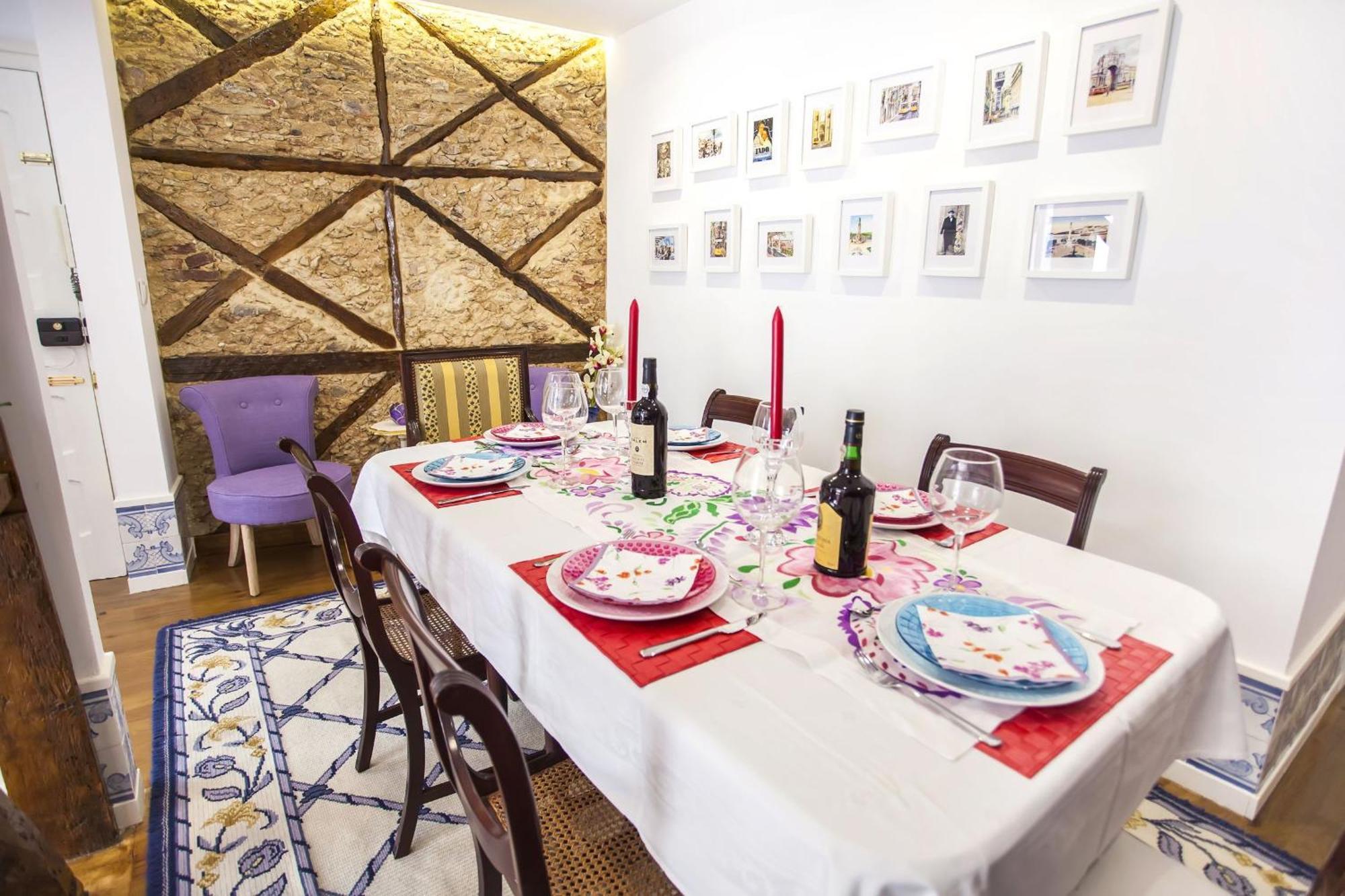 Typical Bairro Alto Apartment Lisboa Εξωτερικό φωτογραφία